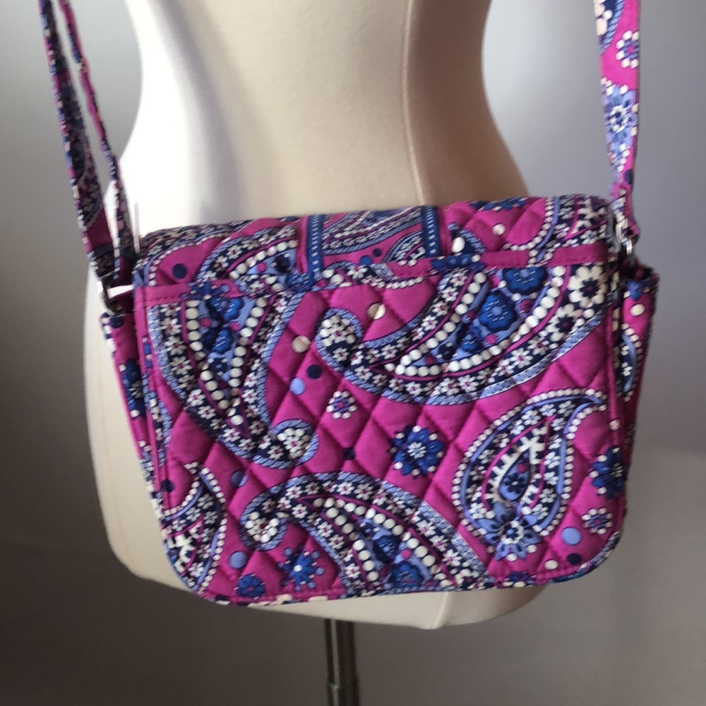 Vera Bradley Sling Bag - Picture 4 of 6
